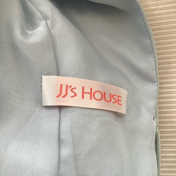 Elegant Light Blue Sleeveless Dress - Picture 7 of 9